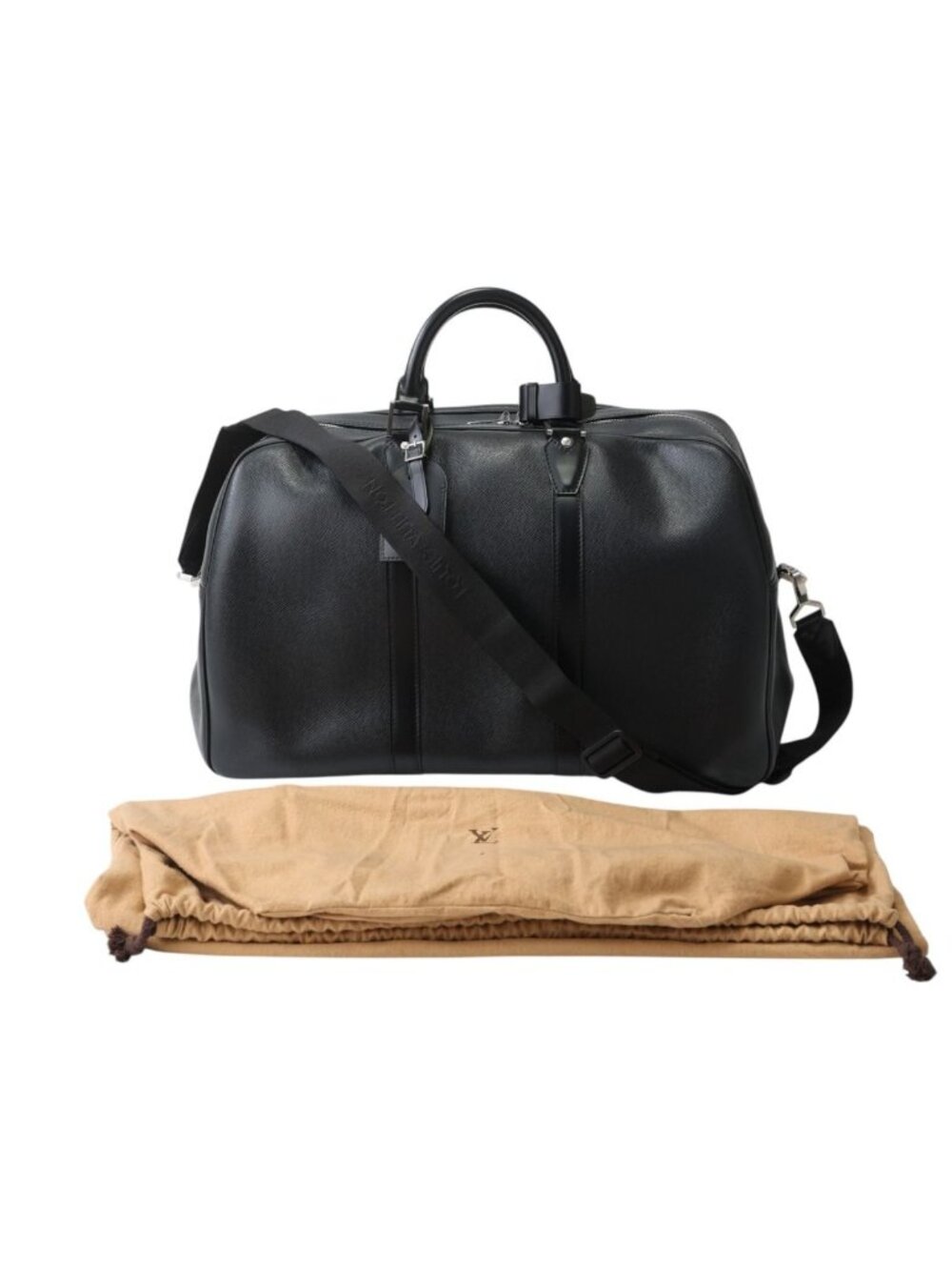 Louis Vuitton Taiga Shoulder Bag Kendal PM